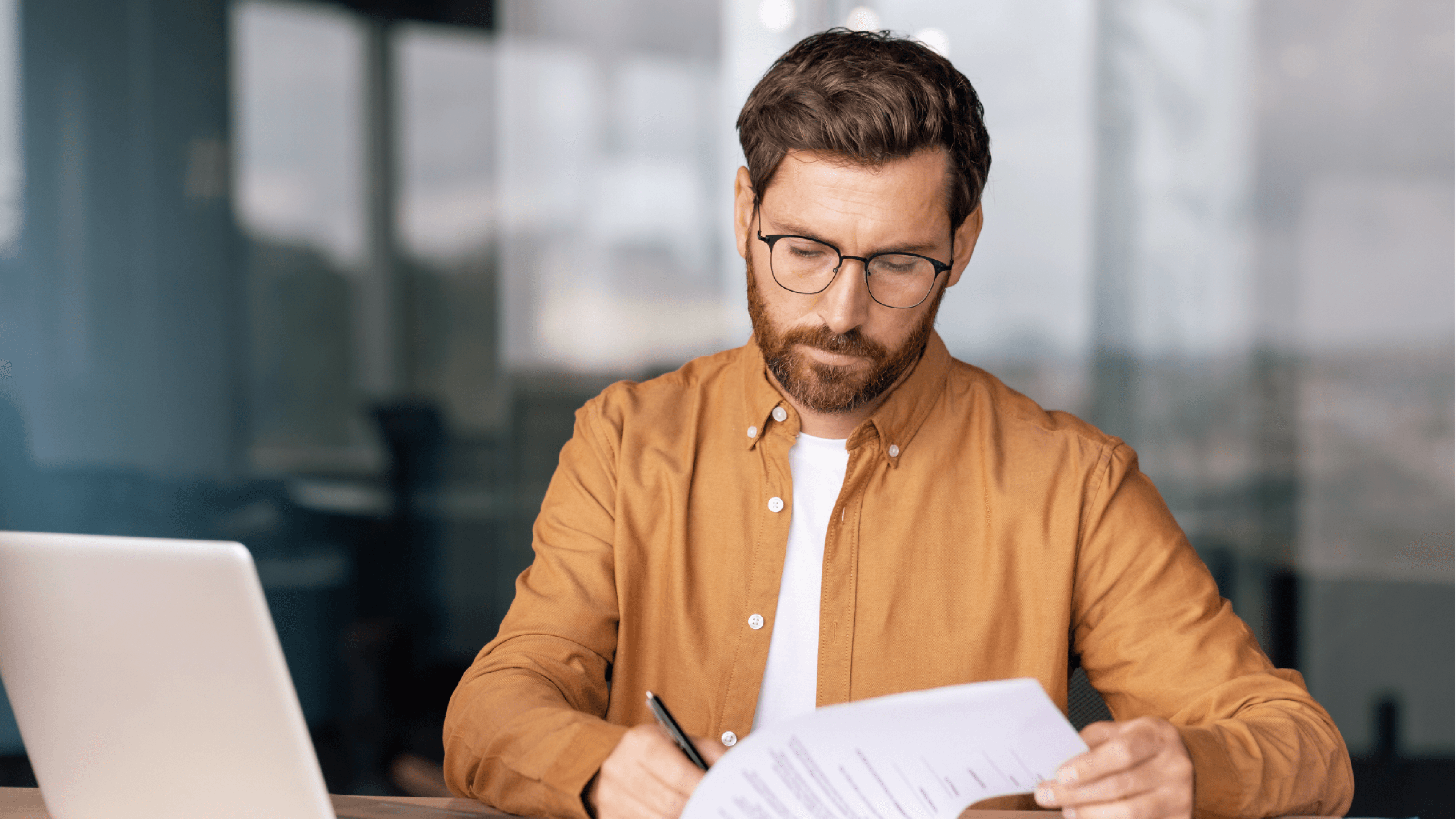 Schluss mit Vertrags-Chaos: Endlich Klarheit dank Shareflex & AI Agents